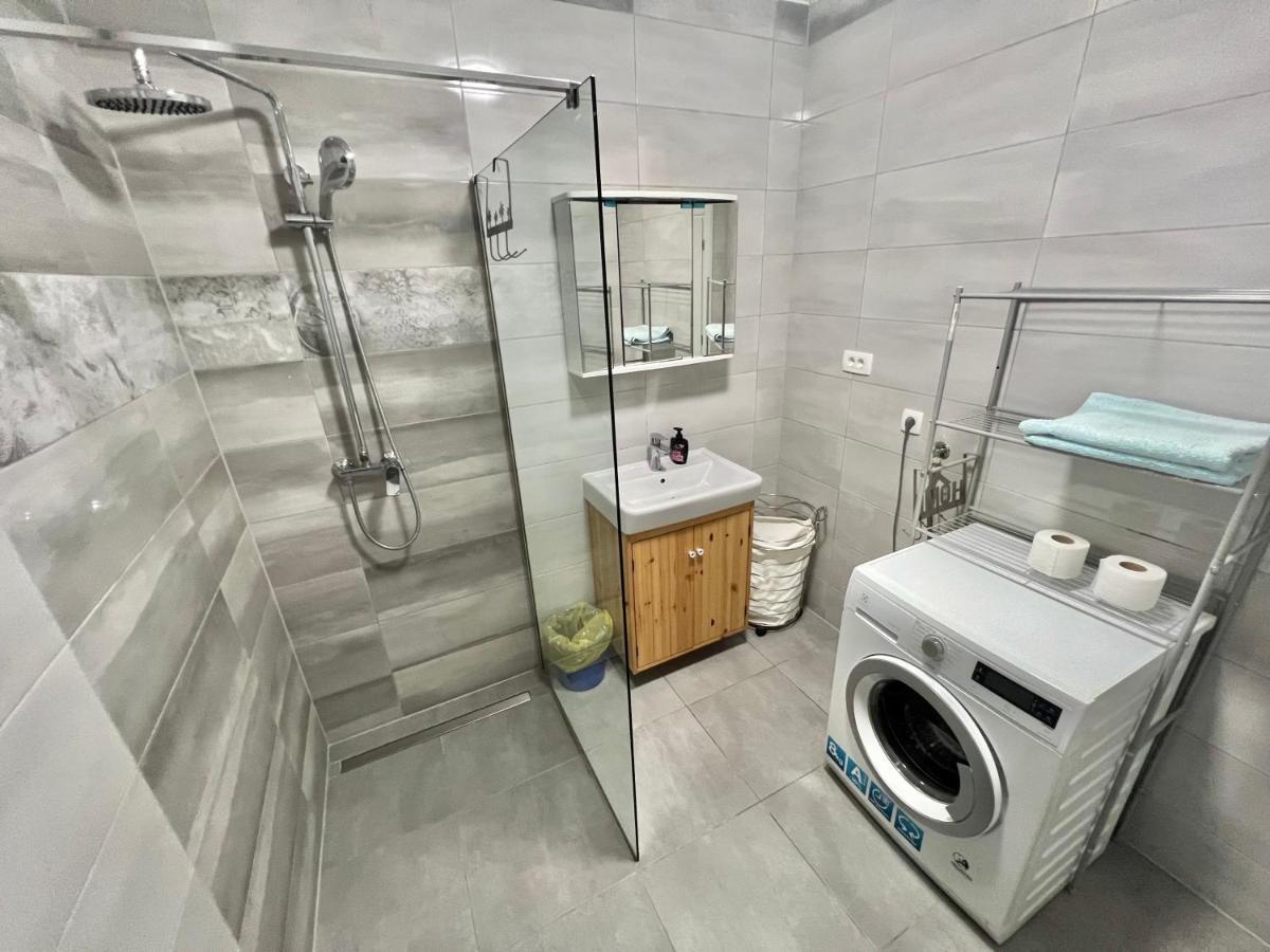 Apartmani Ana Драмаль Екстер'єр фото